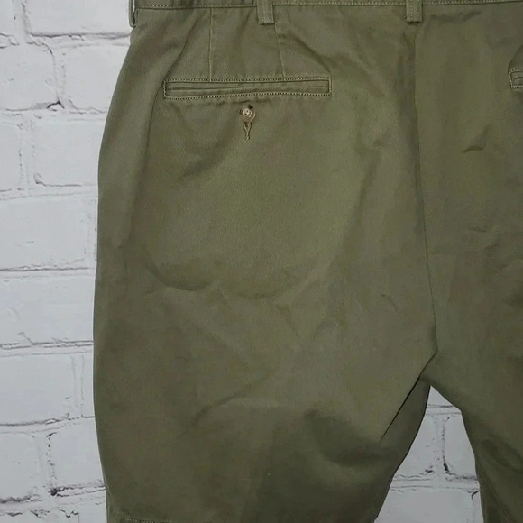 Polo Ralph Lauren Classic Fit 9" Green 100% Cotton Flat Front Shorts Size 38 - Picture 6 of 11